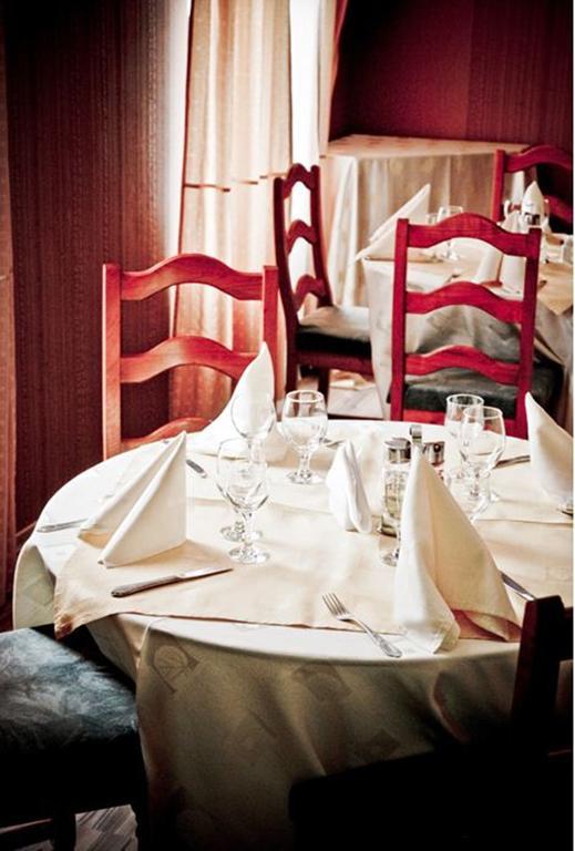 Hotel Αράντ Εξωτερικό φωτογραφία